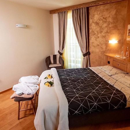 Romantic Charming Hotel Rancolin Moena Extérieur photo