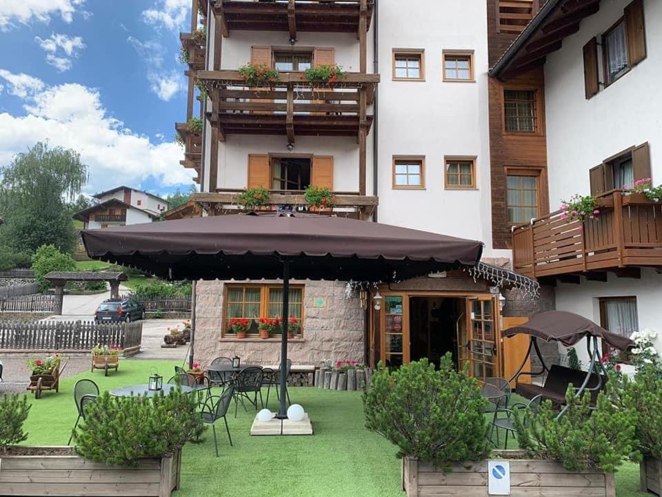 Romantic Charming Hotel Rancolin Moena Extérieur photo