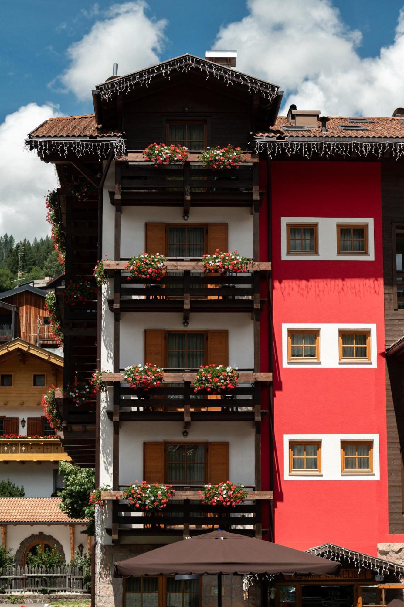 Romantic Charming Hotel Rancolin Moena Extérieur photo