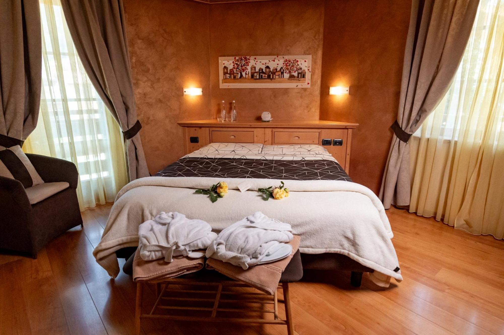 Romantic Charming Hotel Rancolin Moena Extérieur photo