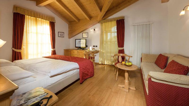 Romantic Charming Hotel Rancolin Moena Extérieur photo